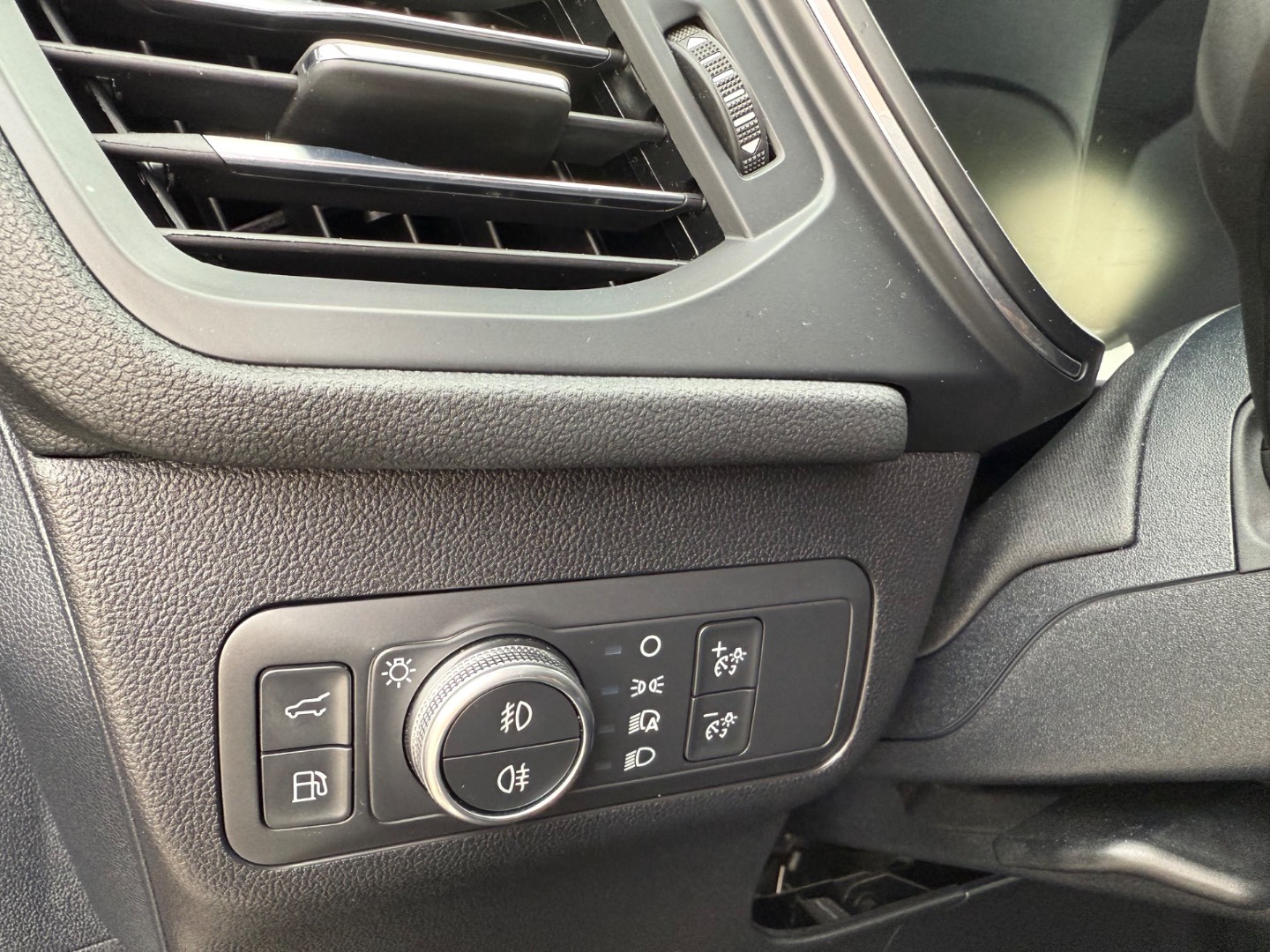 Ford Kuga 2.5 Duratec PHEV 225k Titanium CVT