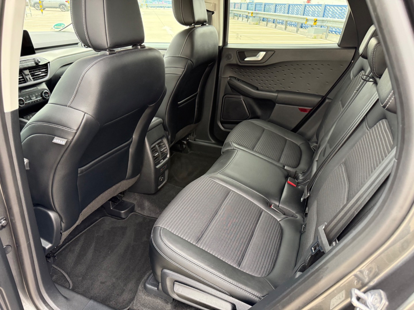 Ford Kuga 2.5 Duratec PHEV 225k Titanium CVT