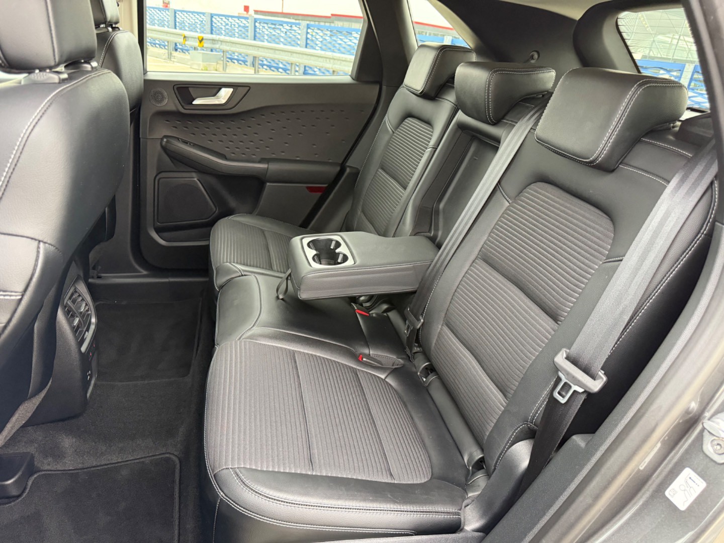 Ford Kuga 2.5 Duratec PHEV 225k Titanium CVT