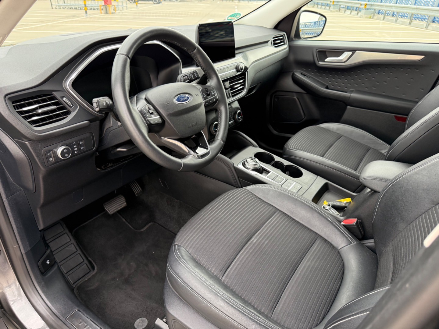 Ford Kuga 2.5 Duratec PHEV 225k Titanium CVT