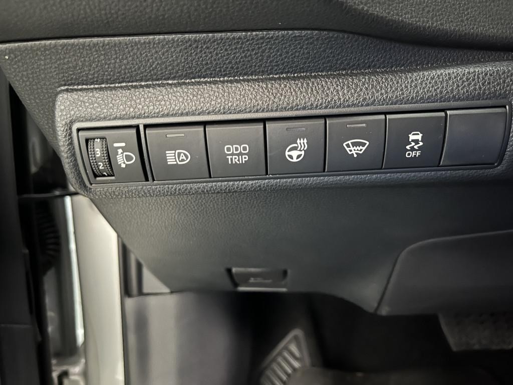 Suzuki Swace 1.8l hybrid GLX CVT