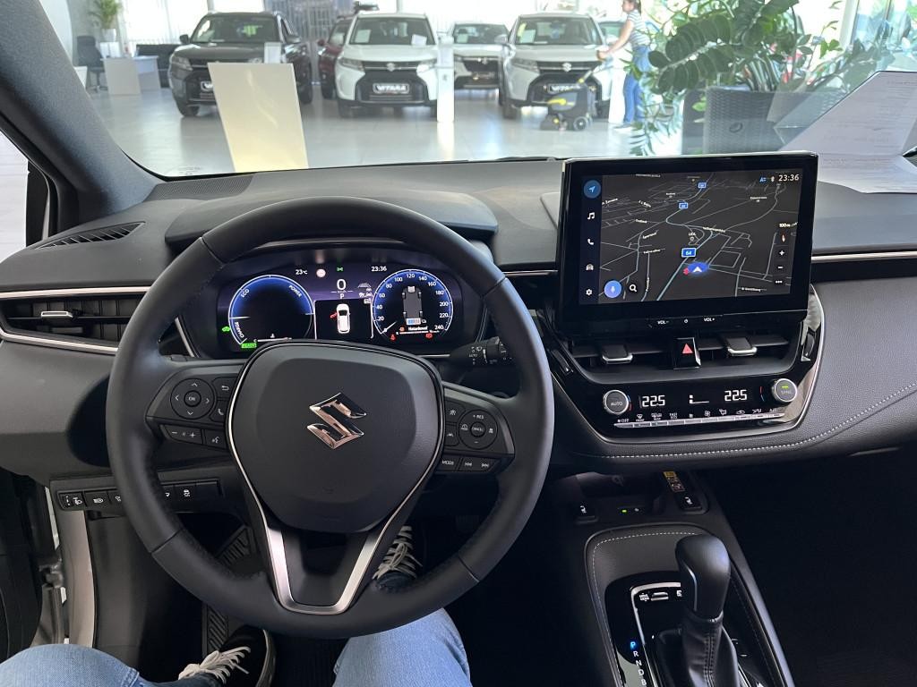 Suzuki Swace 1.8l hybrid GLX CVT