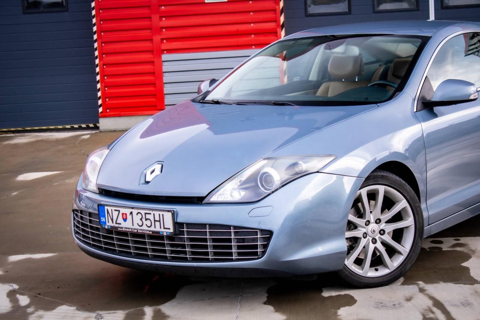 Renault Laguna Coupé 3.0DCi V6 2010 AT/6
