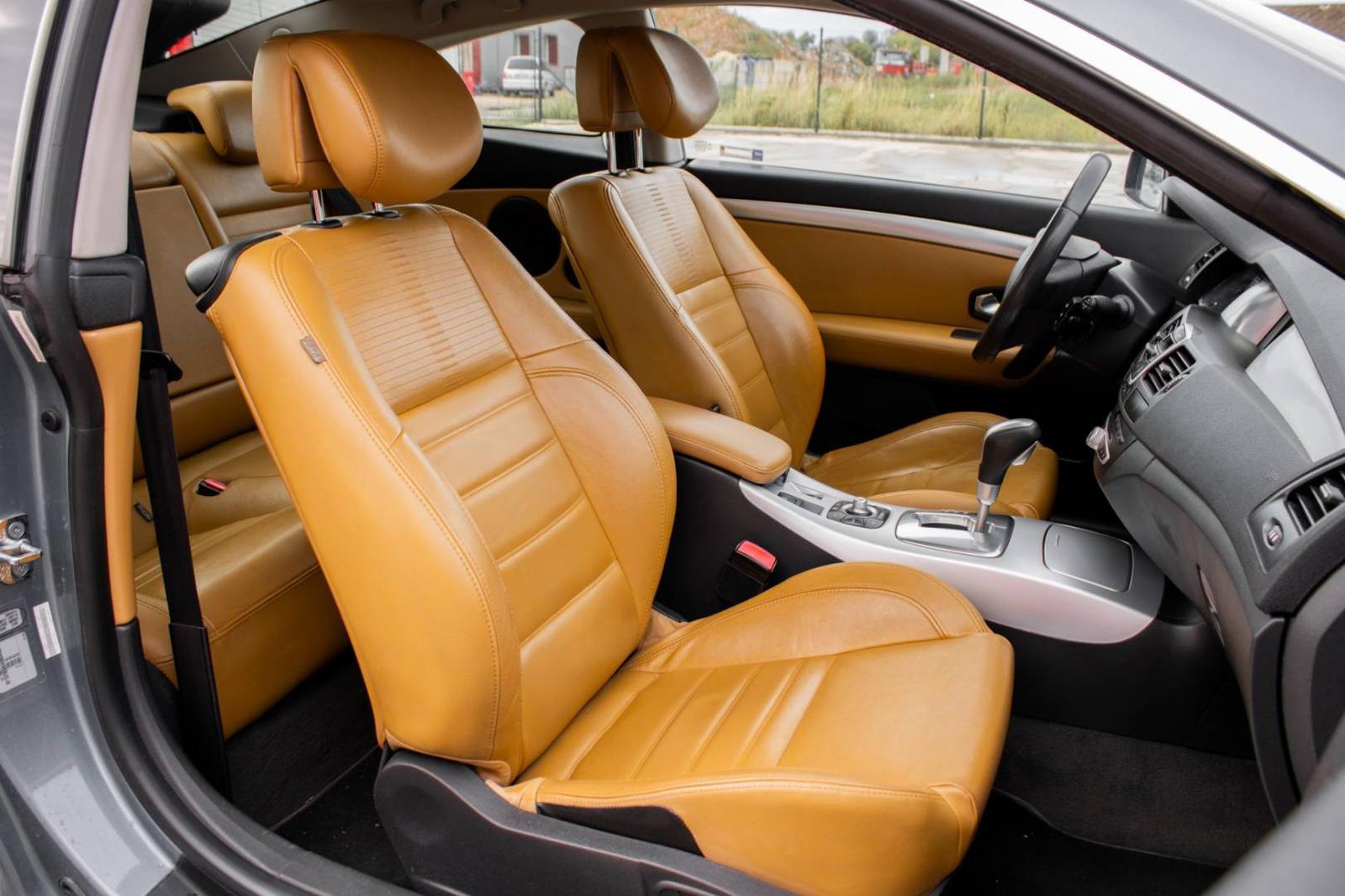Renault Laguna Coupé 3.0DCi V6 2010 AT/6