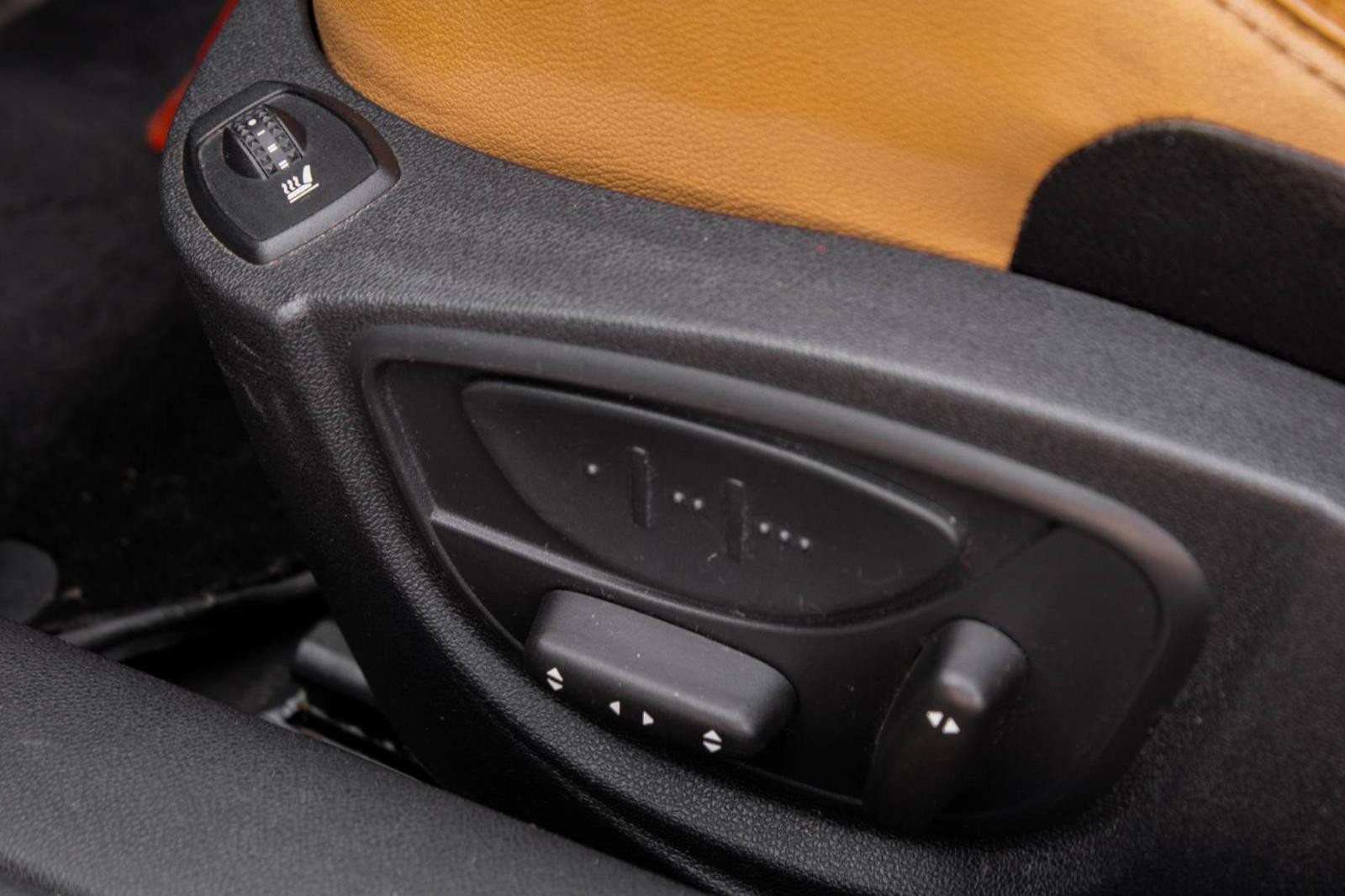 Renault Laguna Coupé 3.0DCi V6 2010 AT/6