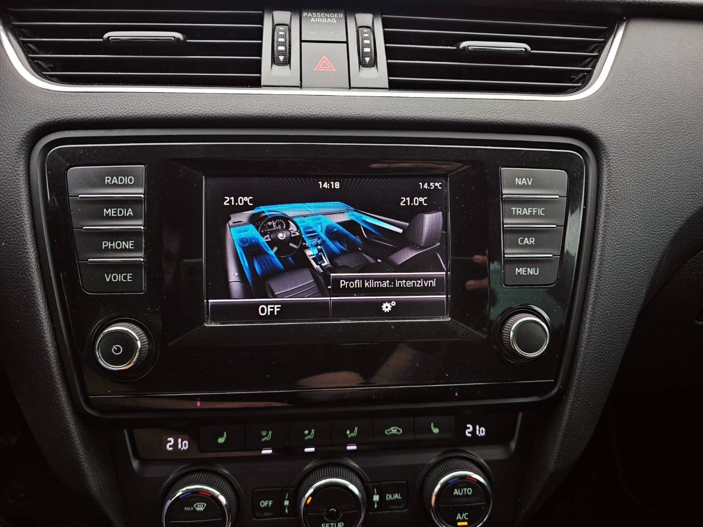 Škoda Octavia Combi 1.6 TDI M6 GreenLine Ambition Navi R16