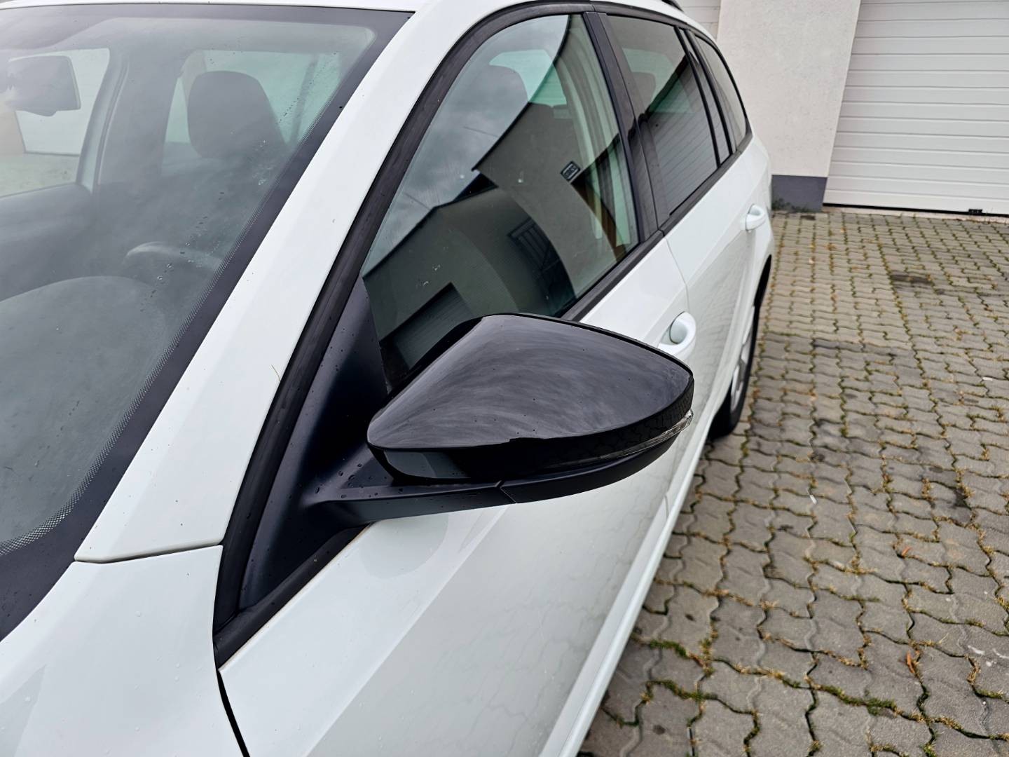 Škoda Octavia Combi 1.6 TDI M6 GreenLine Ambition Navi R16