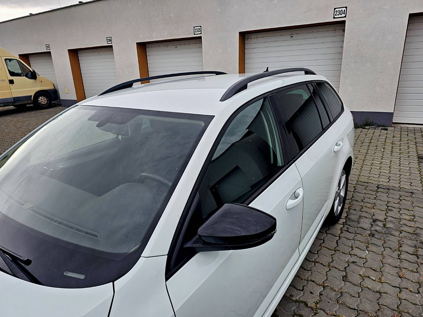 Škoda Octavia Combi 1.6 TDI M6 GreenLine Ambition Navi R16