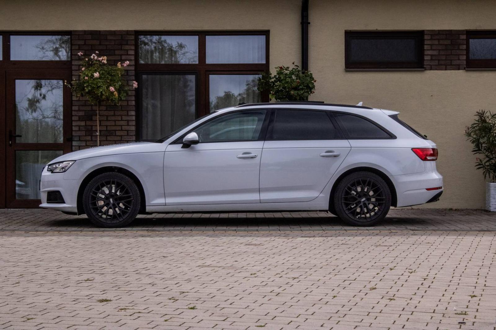 Audi A4 Avant 2.0 TDI S tronic / AJ NA SPLÁTKY