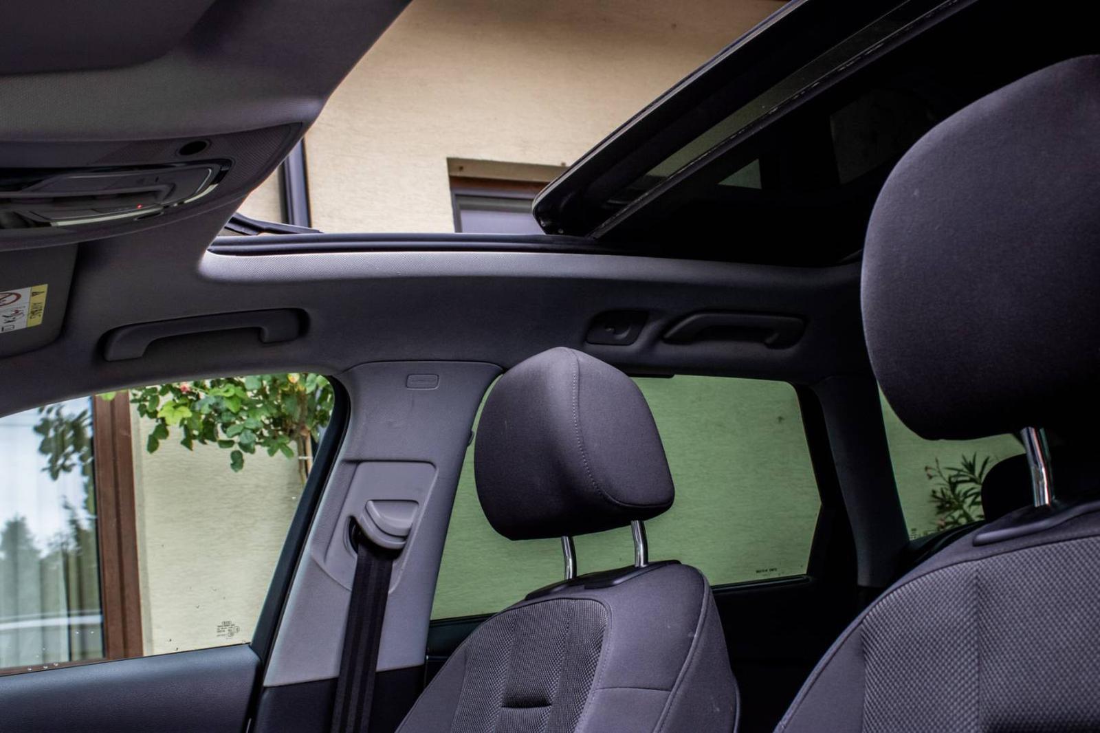 Audi A4 Avant 2.0 TDI S tronic / AJ NA SPLÁTKY