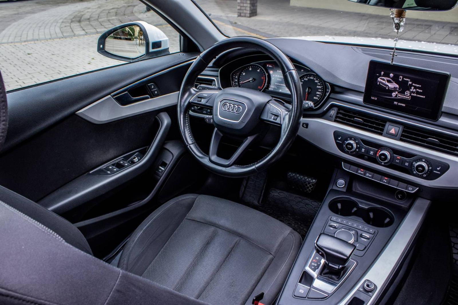 Audi A4 Avant 2.0 TDI S tronic / AJ NA SPLÁTKY