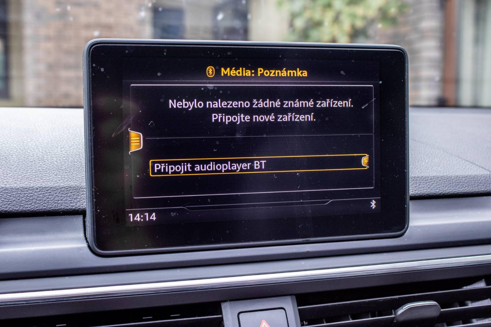 Audi A4 Avant 2.0 TDI S tronic / AJ NA SPLÁTKY