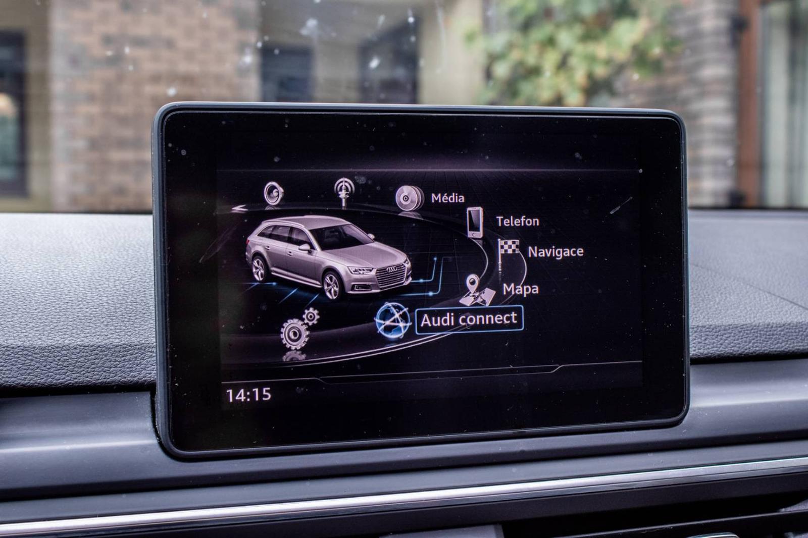 Audi A4 Avant 2.0 TDI S tronic / AJ NA SPLÁTKY