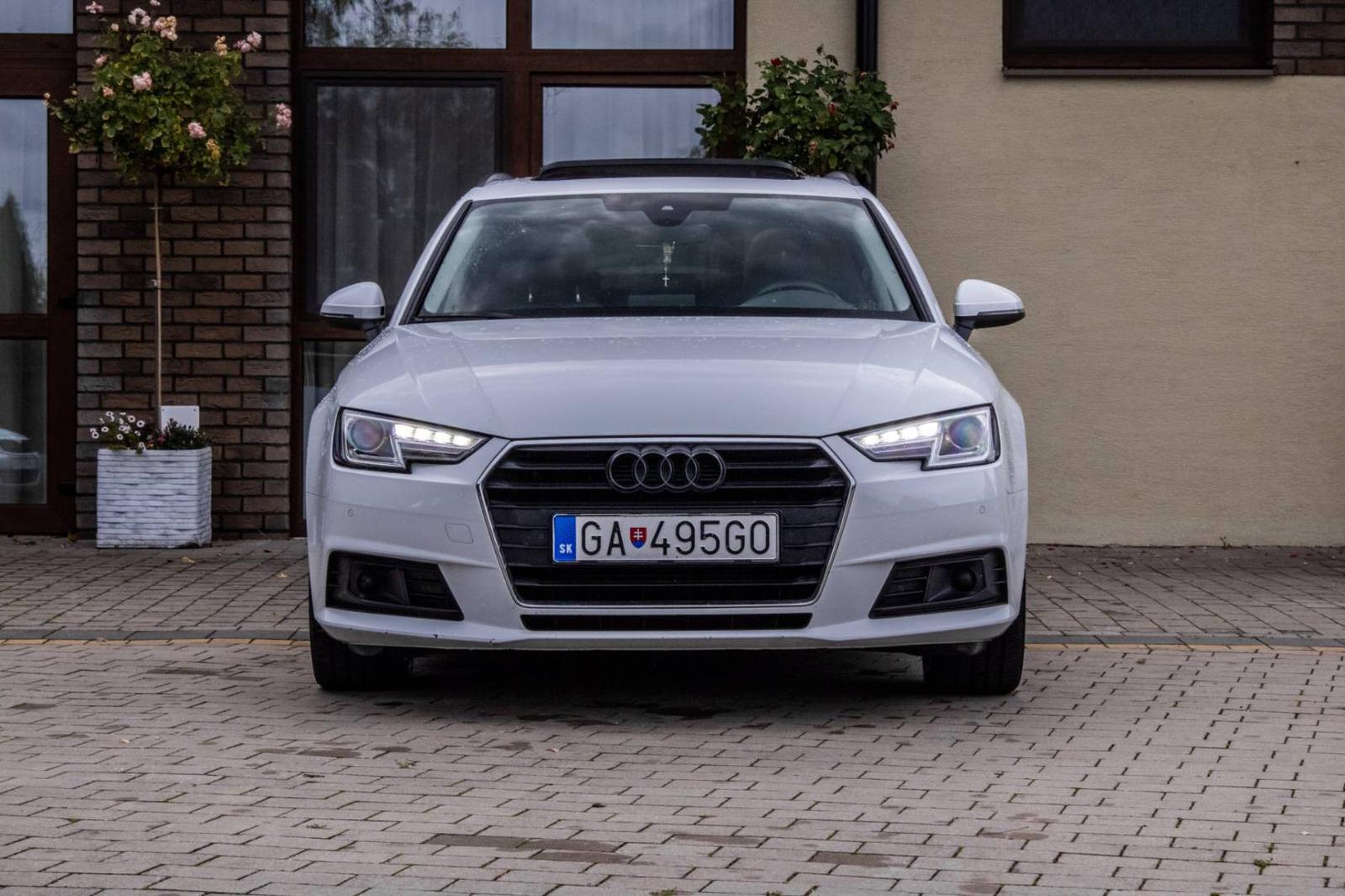 Audi A4 Avant 2.0 TDI S tronic / AJ NA SPLÁTKY