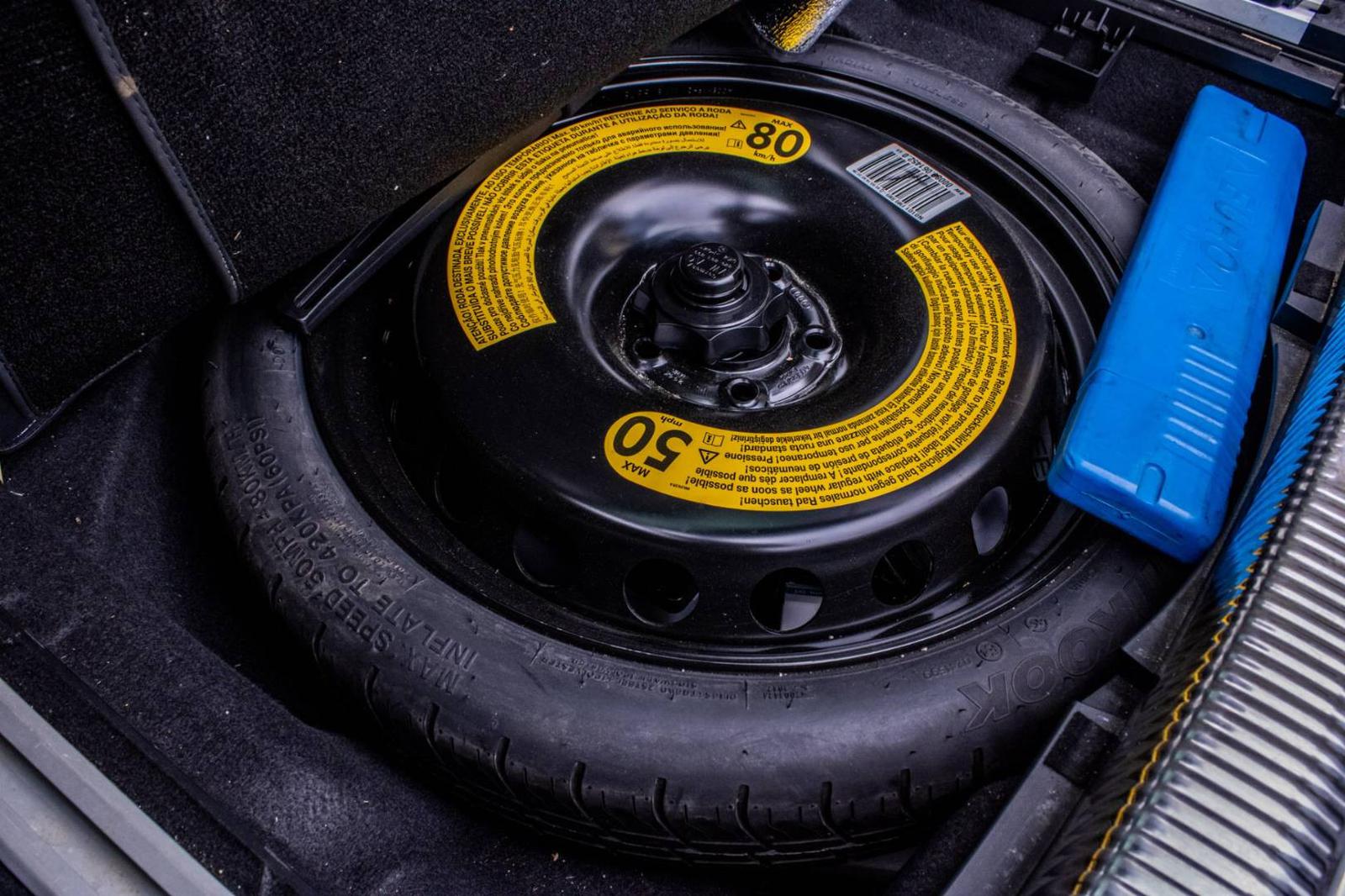 Audi A4 Avant 2.0 TDI S tronic / AJ NA SPLÁTKY