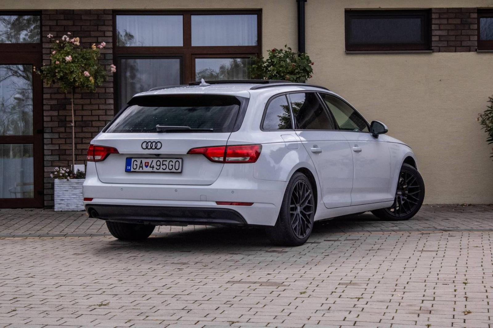 Audi A4 Avant 2.0 TDI S tronic / AJ NA SPLÁTKY