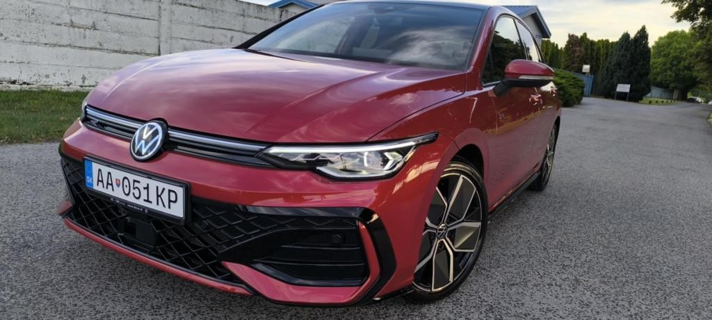 Volkswagen Golf Variant 1.5 TSI ACT 150k R-Line
