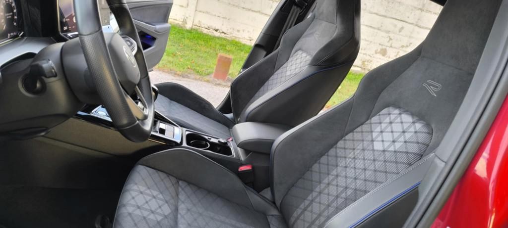 Volkswagen Golf Variant 1.5 TSI ACT 150k R-Line
