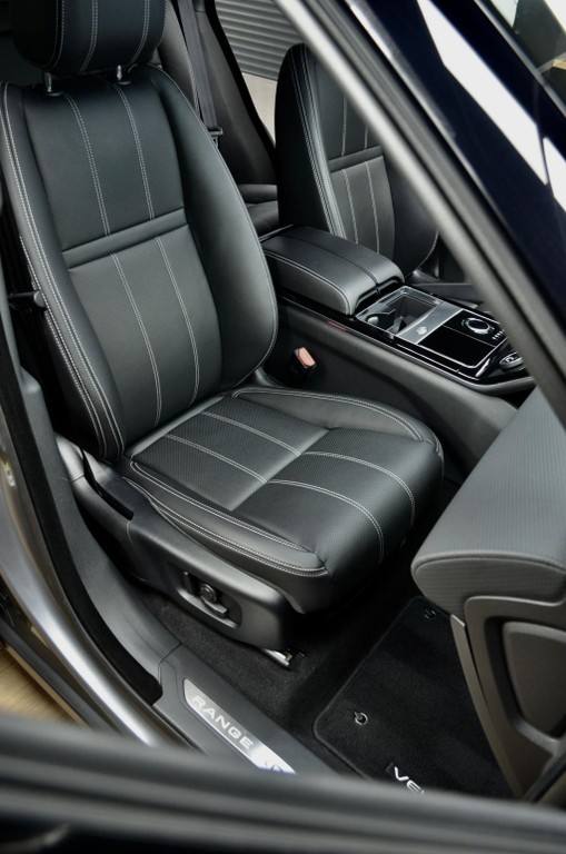 Land Rover Range Rover Velar 240k ZARUKA 1/2026