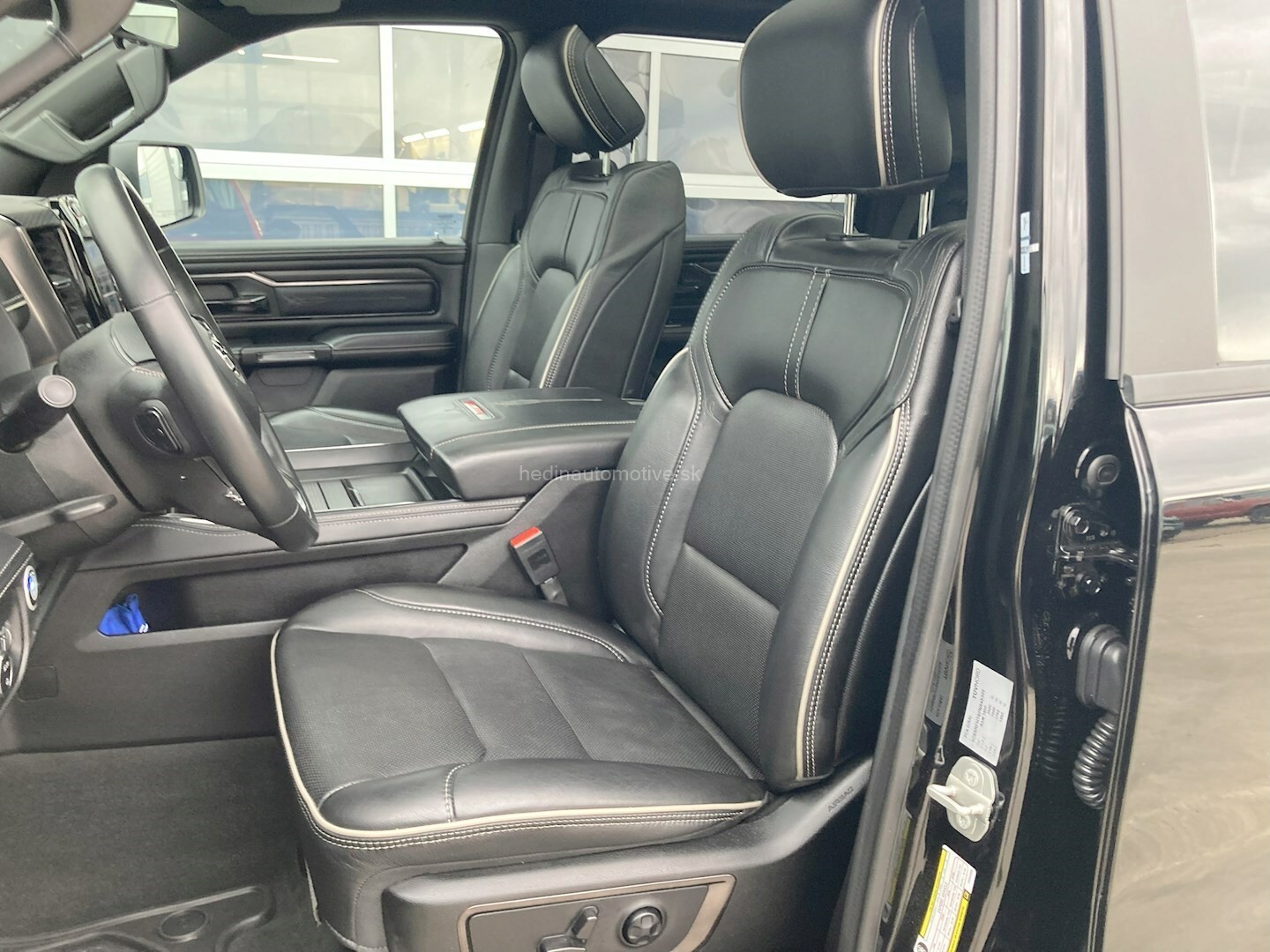 DODGE Ram 1500 CrewCab 5.7 V8 HEMI Limited