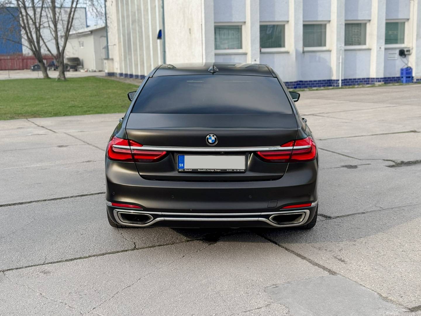 BMW Rad 7 750Li xDrive A/T