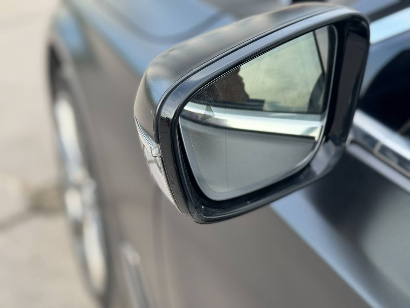 BMW Rad 7 750Li xDrive A/T