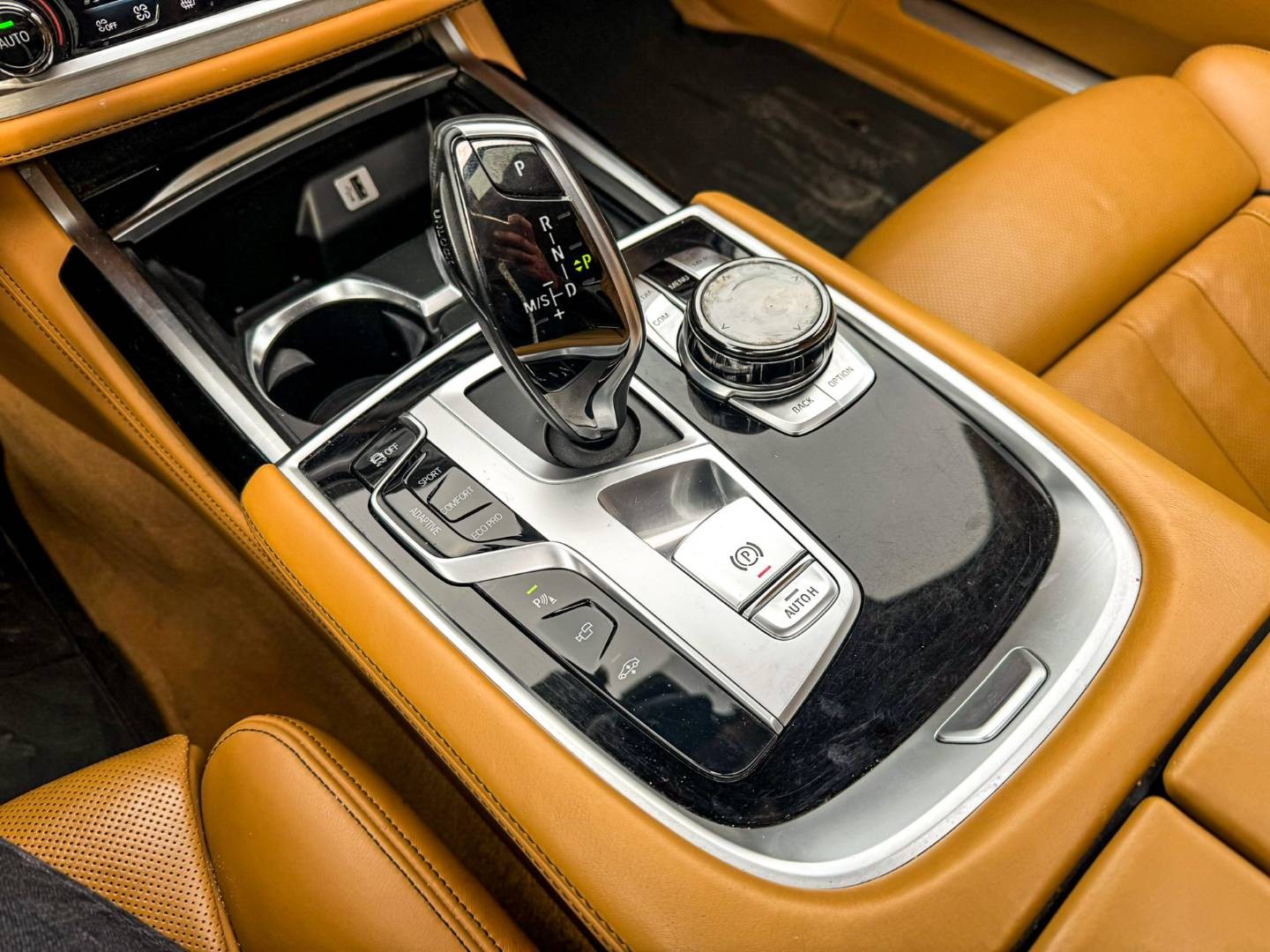 BMW Rad 7 750Li xDrive A/T