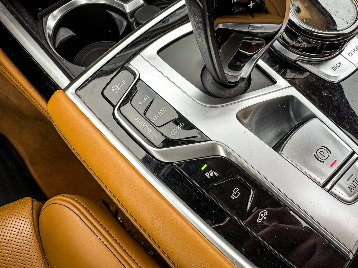 BMW Rad 7 750Li xDrive A/T