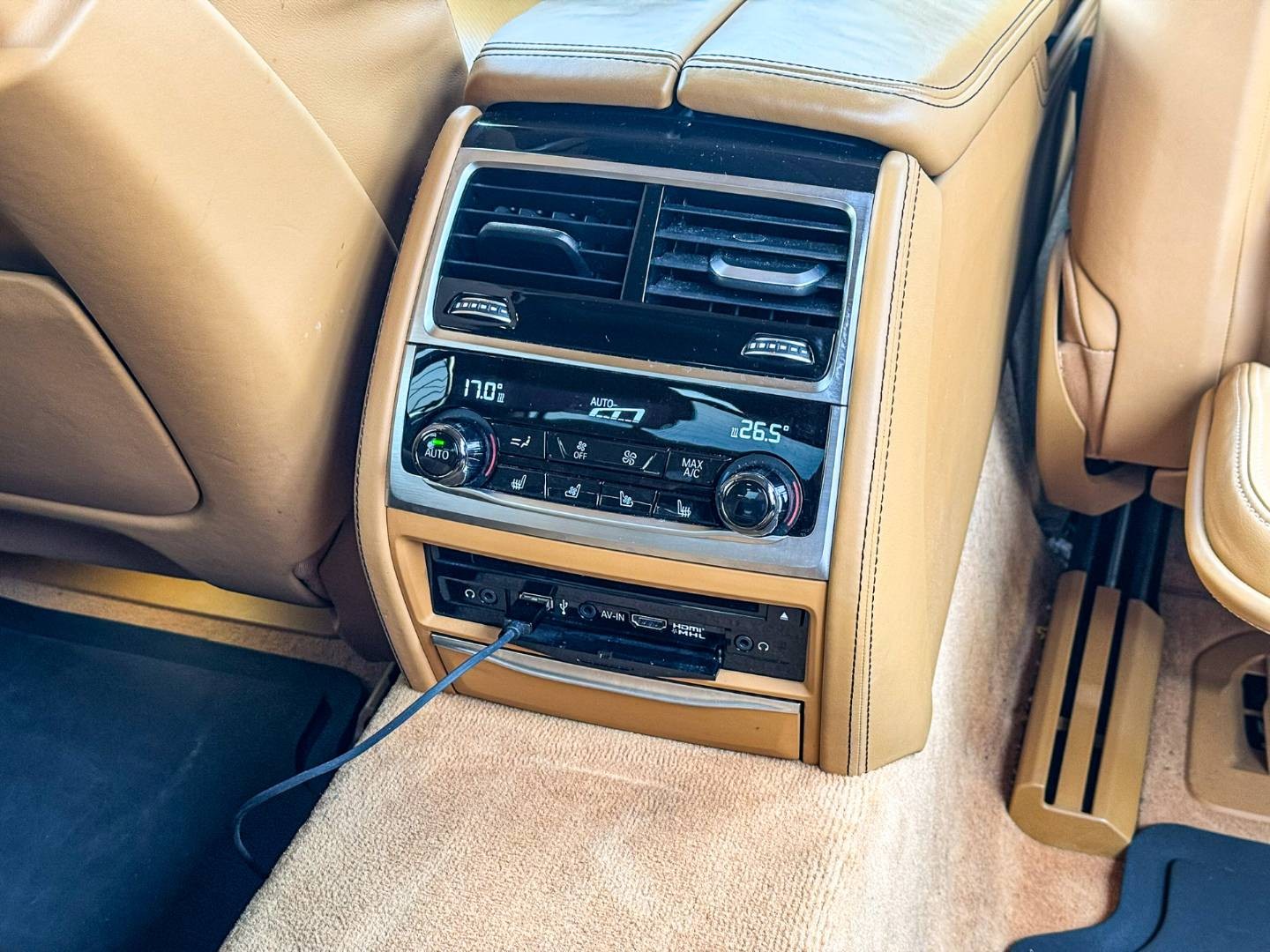 BMW Rad 7 750Li xDrive A/T