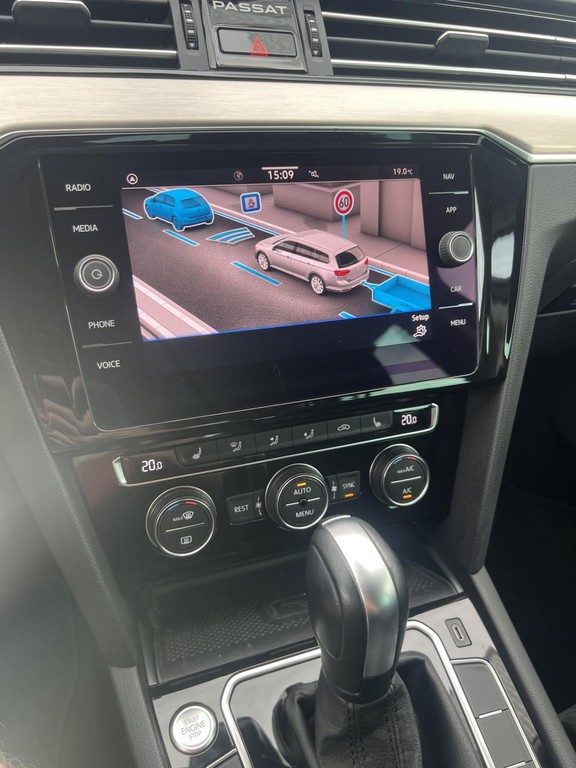 Volkswagen Passat Variant 2.0 TDI EVO Elegance DSG