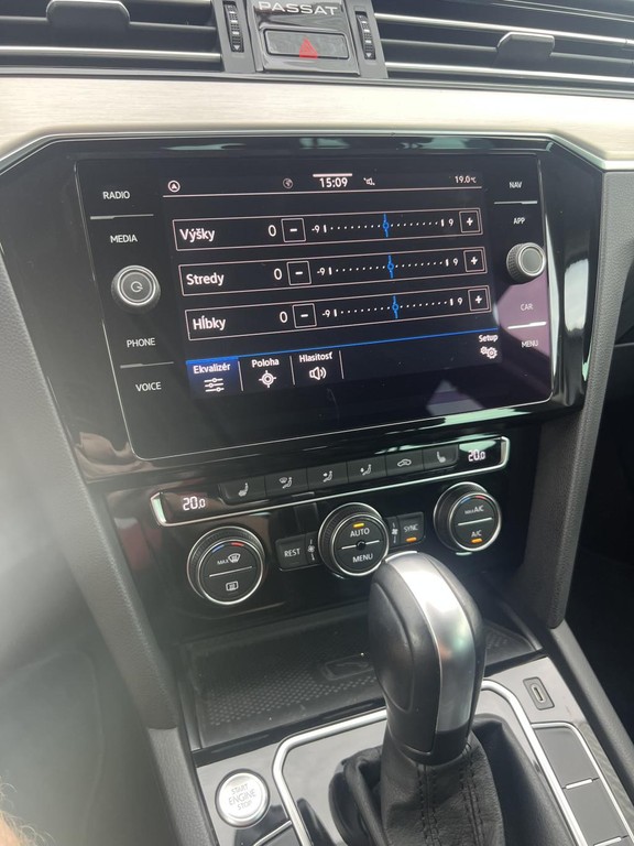Volkswagen Passat Variant 2.0 TDI EVO Elegance DSG