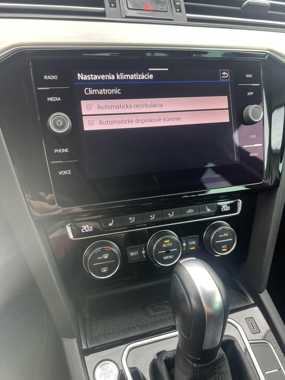 Volkswagen Passat Variant 2.0 TDI EVO Elegance DSG
