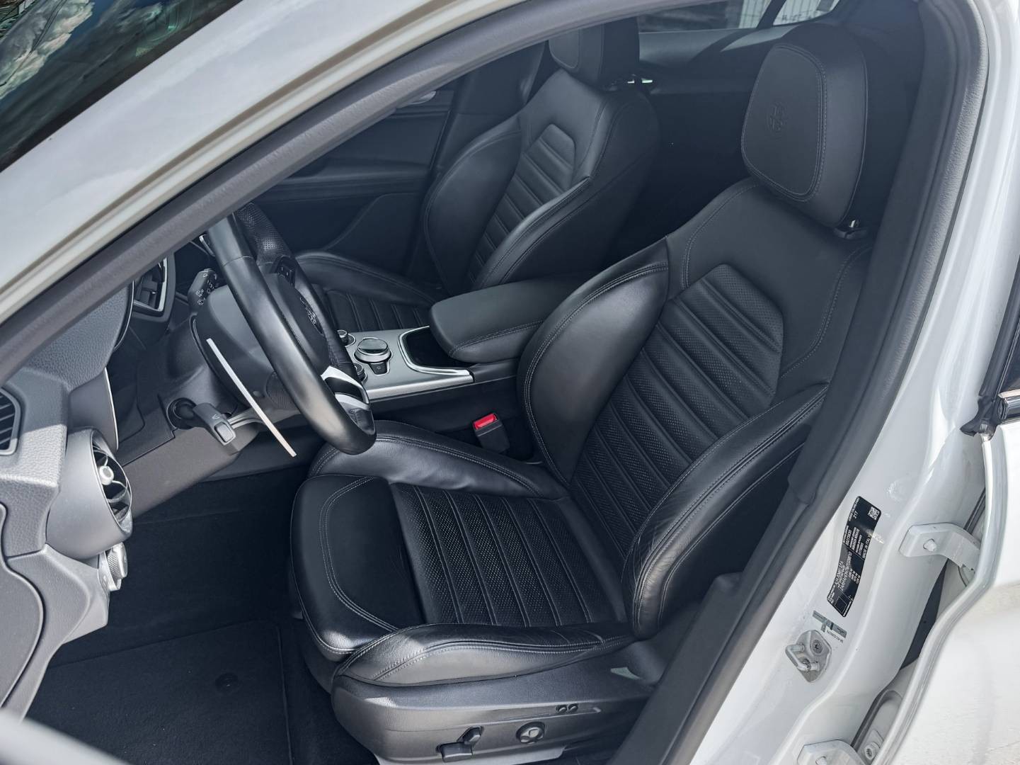 Alfa Romeo Stelvio 2.0 GME 280k Veloce AWD A/T