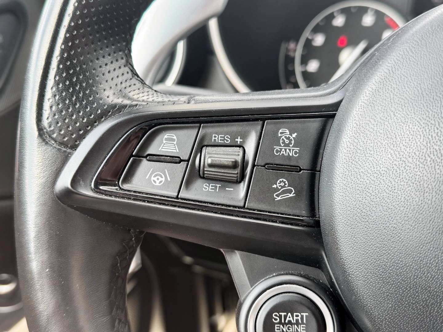 Alfa Romeo Stelvio 2.0 GME 280k Veloce AWD A/T