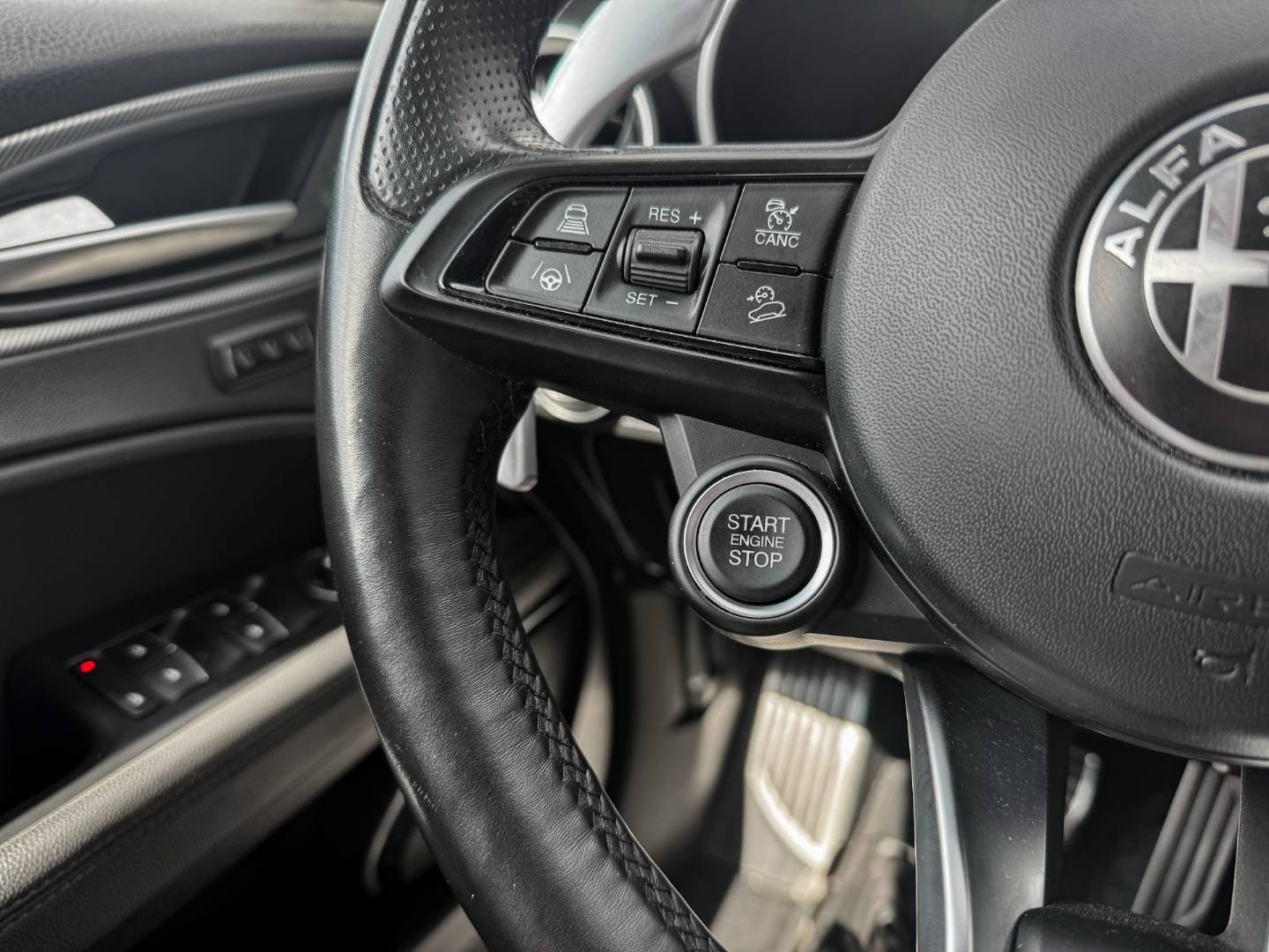 Alfa Romeo Stelvio 2.0 GME 280k Veloce AWD A/T