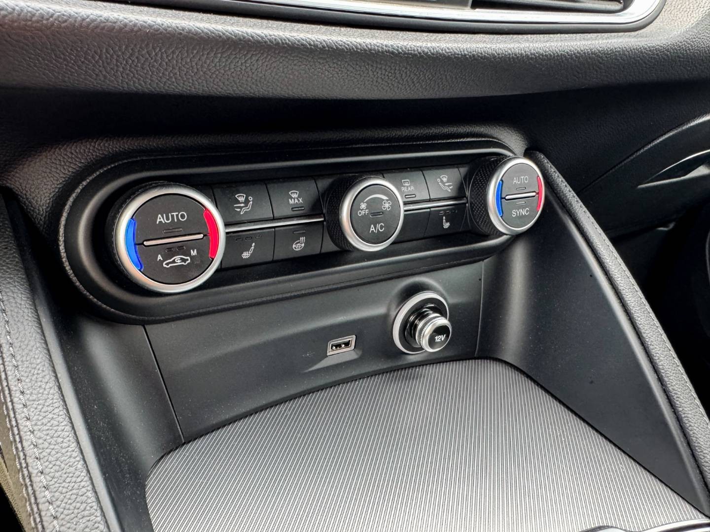 Alfa Romeo Stelvio 2.0 GME 280k Veloce AWD A/T
