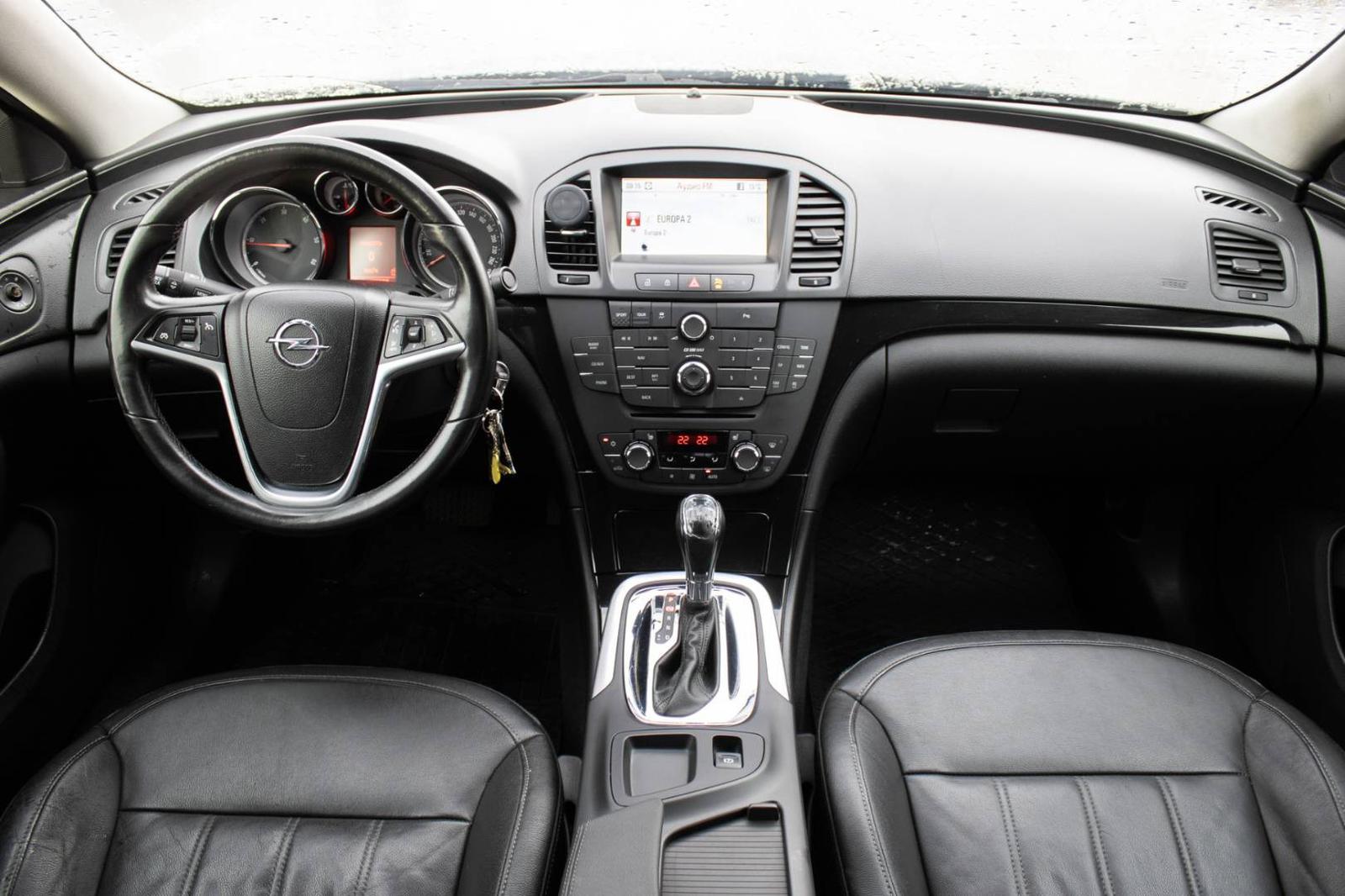 Opel Insignia 118kW (2011)