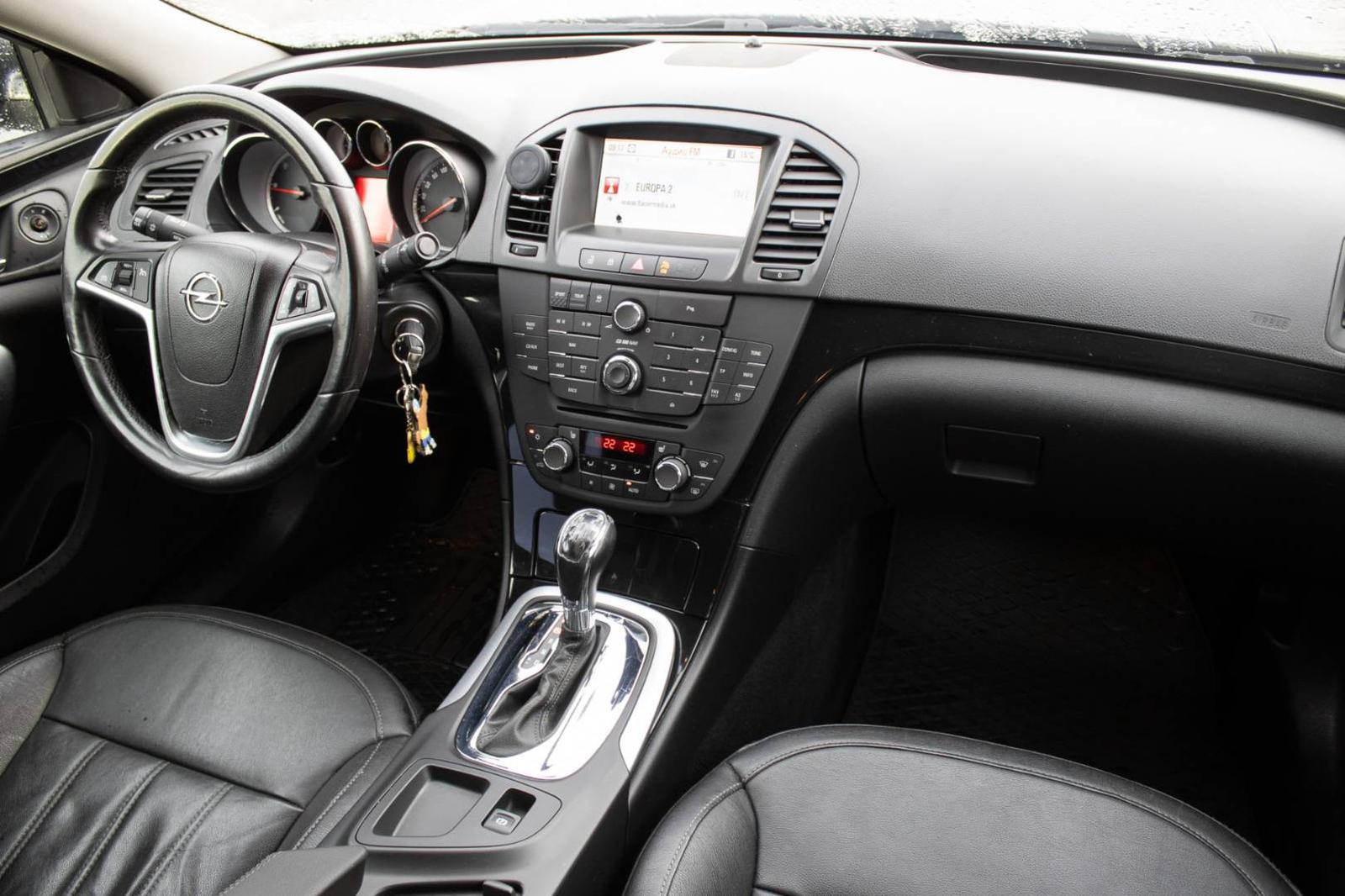 Opel Insignia 118kW (2011)