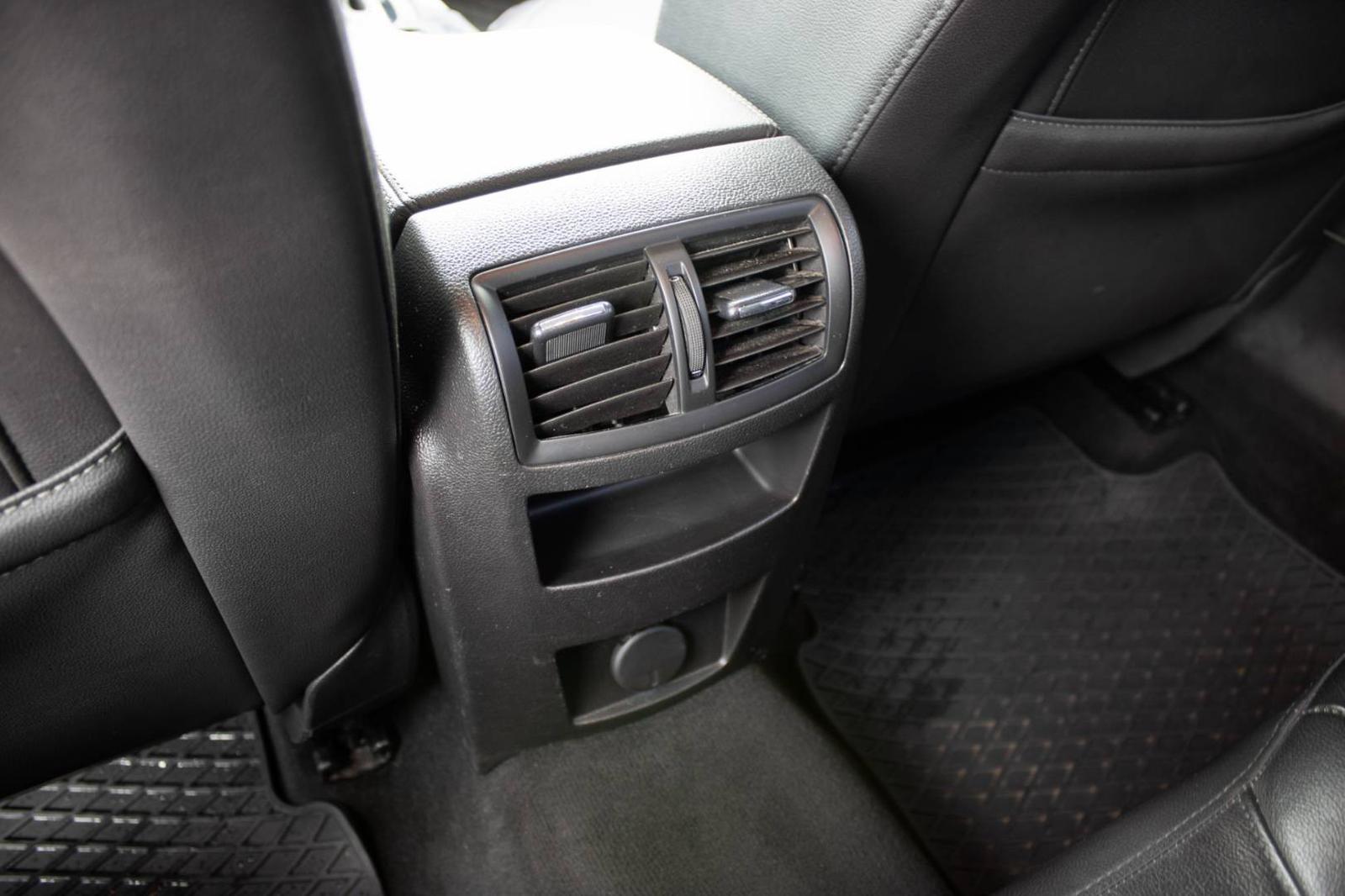 Opel Insignia 118kW (2011)