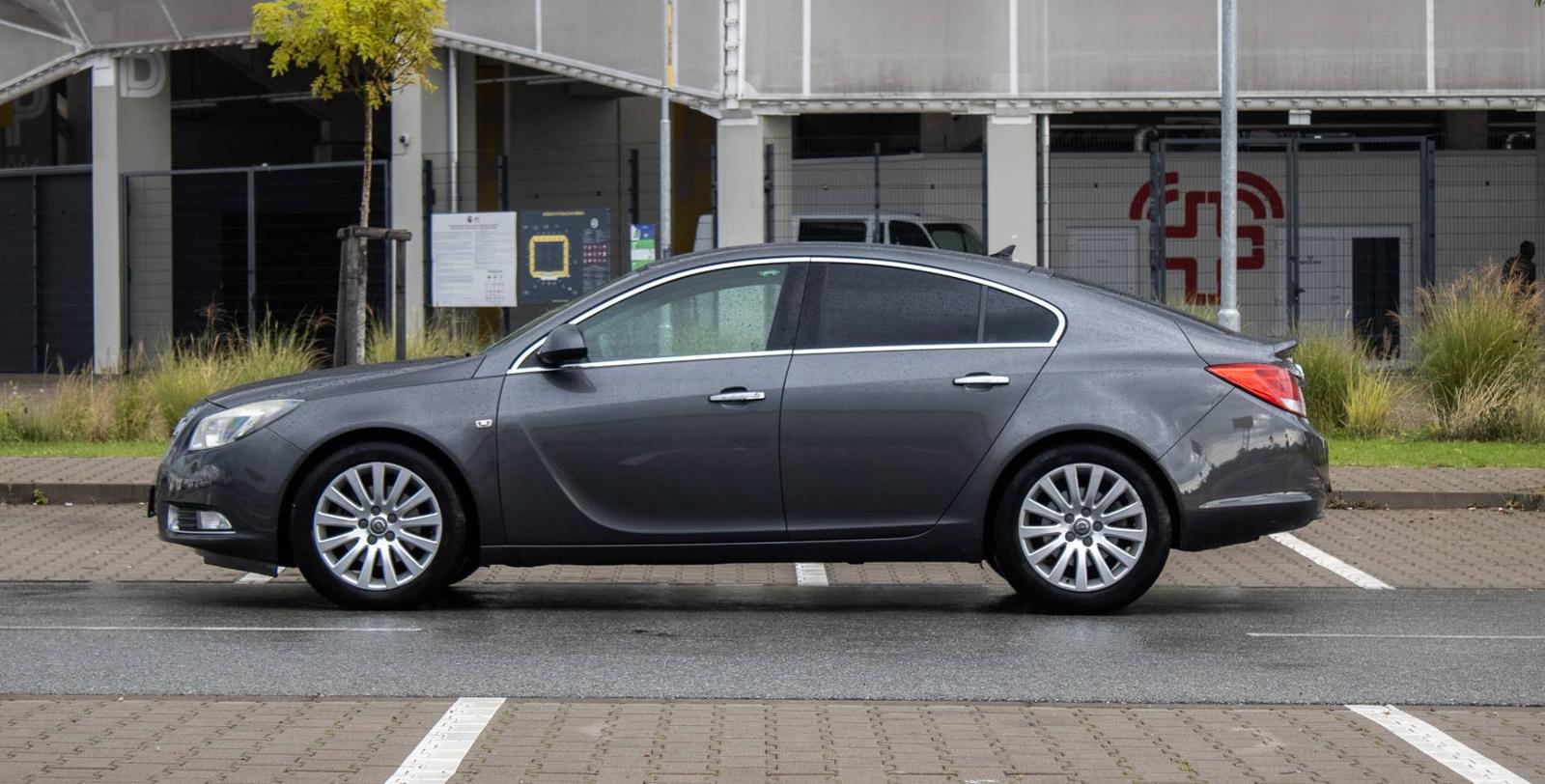 Opel Insignia 118kW (2011)