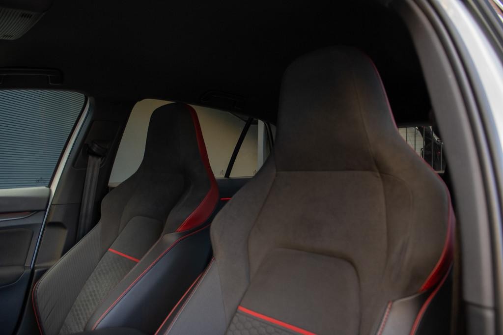 Volkswagen Golf 2.0 TSI 300k GTI Clubsport DSG