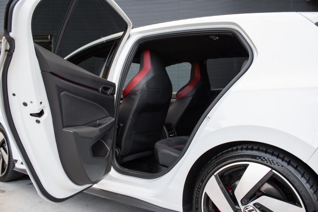 Volkswagen Golf 2.0 TSI 300k GTI Clubsport DSG