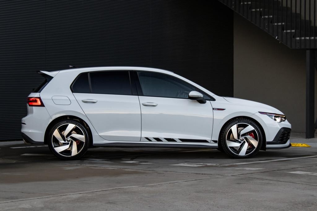 Volkswagen Golf 2.0 TSI 300k GTI Clubsport DSG