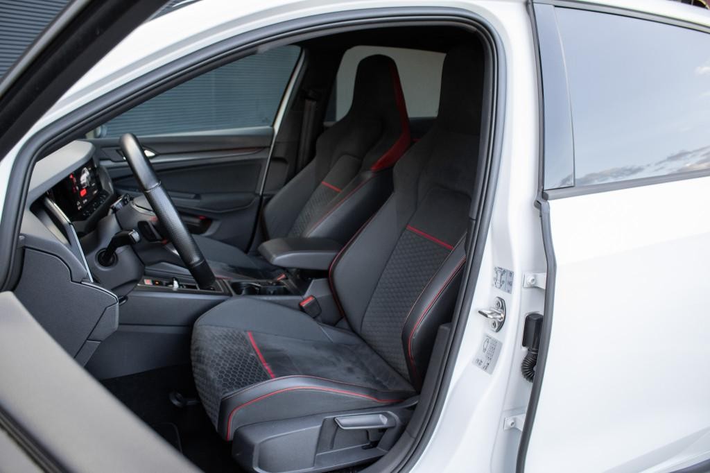 Volkswagen Golf 2.0 TSI 300k GTI Clubsport DSG