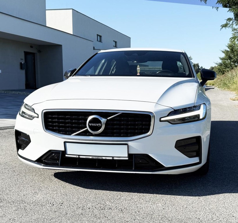 Volvo S60 T4 2.0 190k R-Design Geartronic