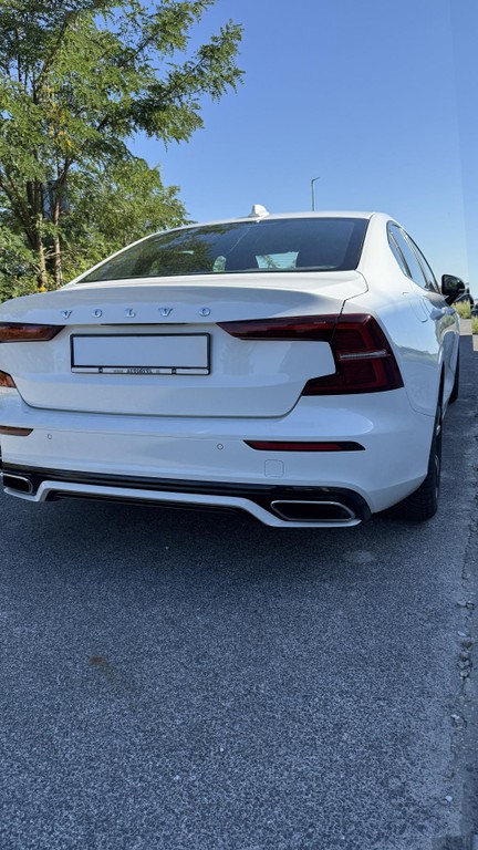 Volvo S60 T4 2.0 190k R-Design Geartronic
