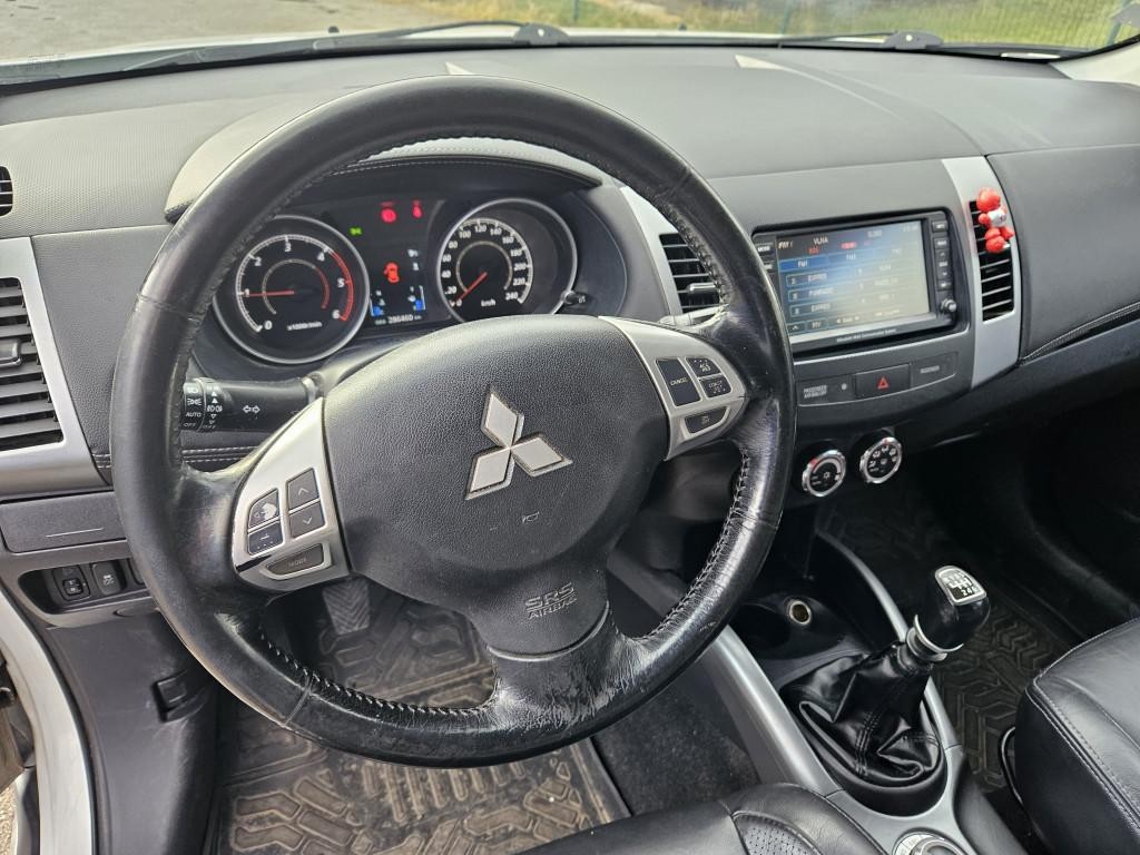 Mitsubishi Outlander SUV/Off-road 130kw Manuál