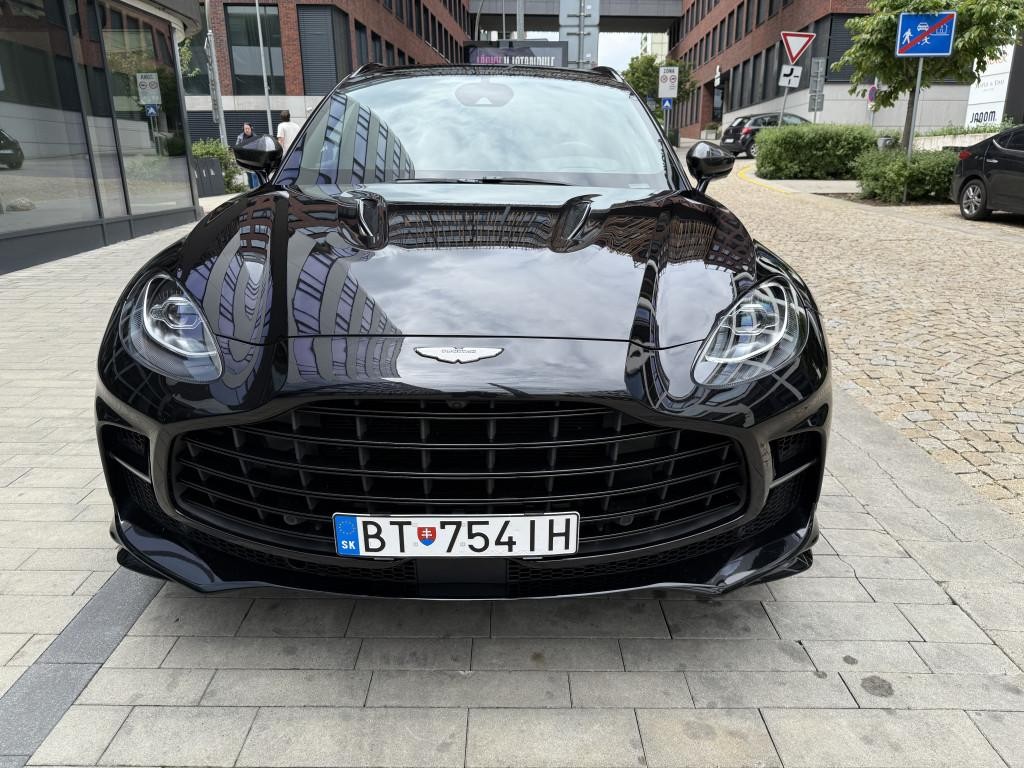 Aston Martin DBX Hatchback 520kw Automat