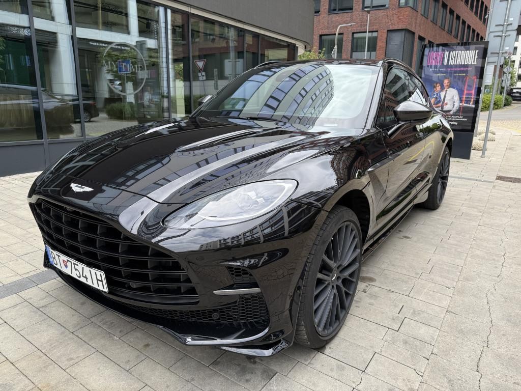 Aston Martin DBX Hatchback 520kw Automat
