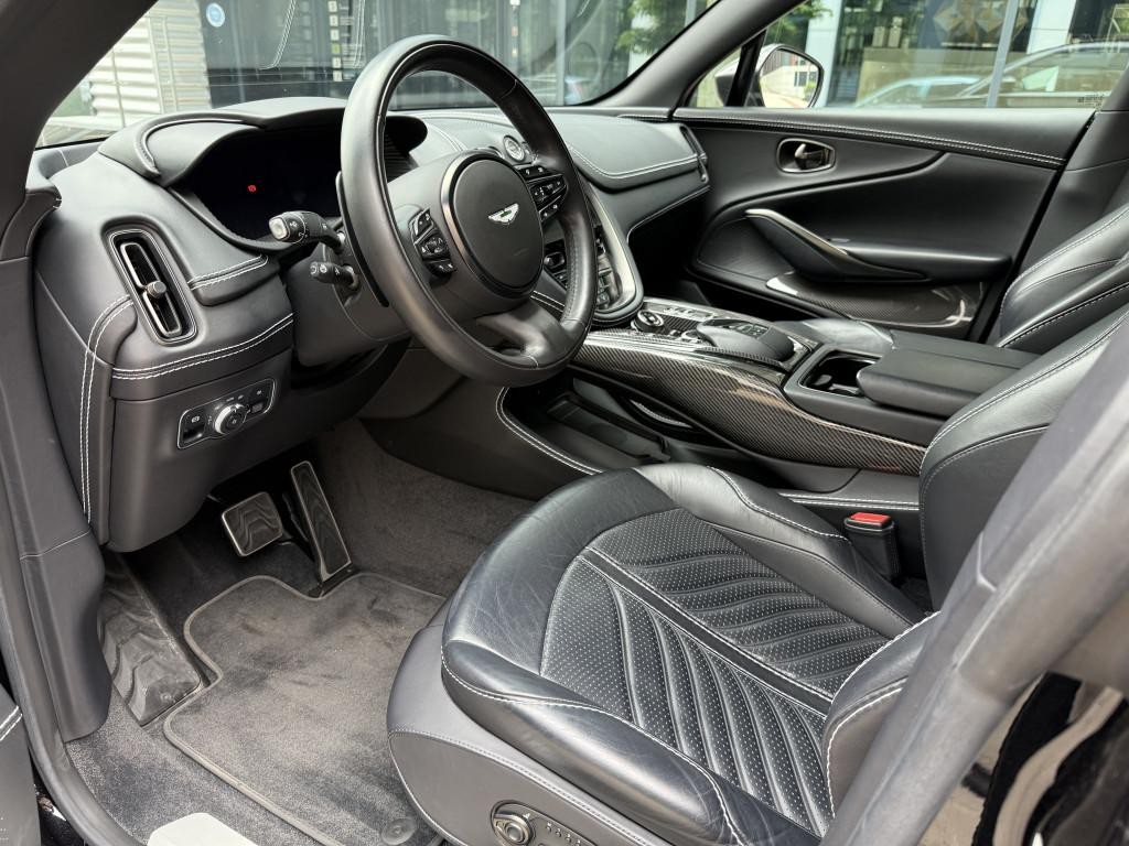 Aston Martin DBX Hatchback 520kw Automat